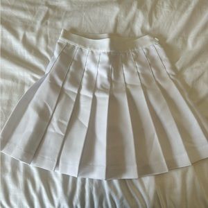 NWOT Los Angeles apparel white tennis skirt